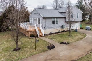 501 Carlisle Ave, Melbourne, KY 41059-2427