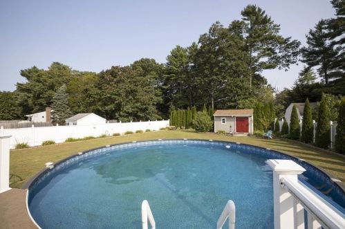 71 Paul Revere Ter, Taunton MA  02780-3813 exterior