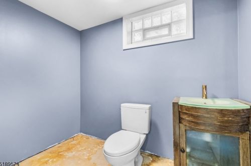 30 Mary St, Belleville NJ 07109-2363 exterior