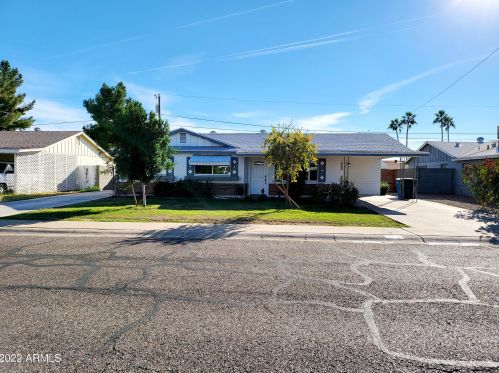 3039 Bloomfield Rd, Phoenix AZ  85032-7106 exterior