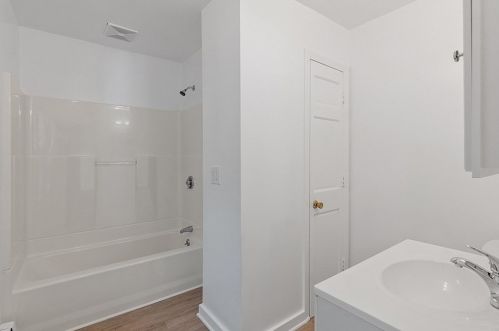 96 Park Ave, Royalston MA  01331-2518 exterior