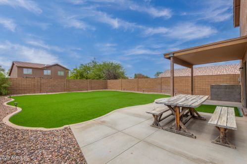 1818 63rd Dr, Phoenix AZ  85043-5748 exterior