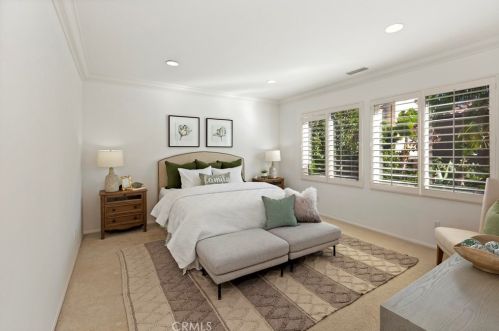 10 Hallwood, Irvine CA 92602-0944 exterior