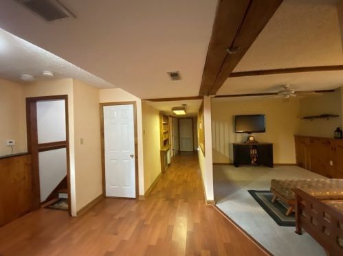 10 Hitching Post Rd, Amherst MA 01002-1155 exterior