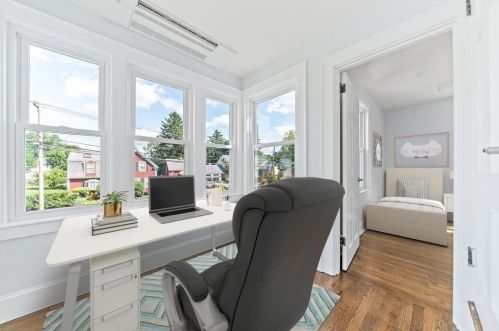 363 Pleasant St, Milton MA  02186-4764 exterior