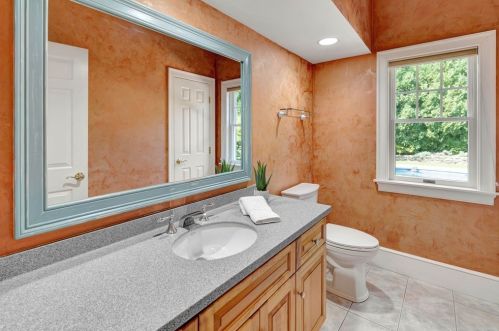 5 Chapel Hill Rd, Beverly MA  01915-1313 exterior