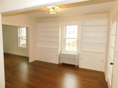 327 Quincy St, Fall River MA  02720-4421 exterior