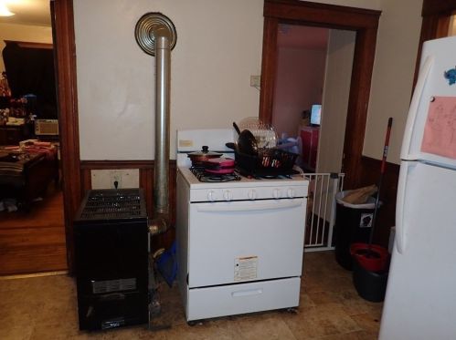 30 St, Worcester MA 01604-4413 exterior