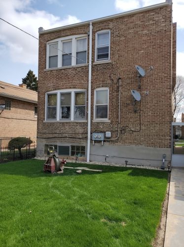 1822 Home Ave, Forest View IL 60402-1618 exterior