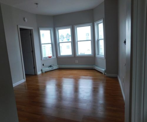 951 Rodman St, Fall River MA  02721-3947 exterior