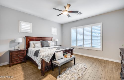 22421 30 St, Phoenix AZ 85050-4405 exterior