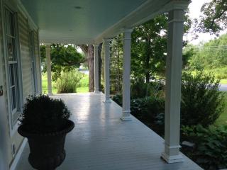 143 East St, Amherst MA  01002-1662 exterior