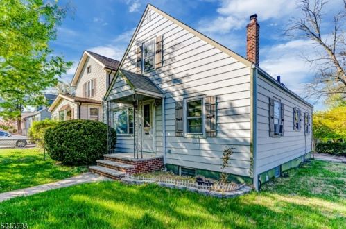 68 Liberty Ave, Belleville, NJ 07109-1826