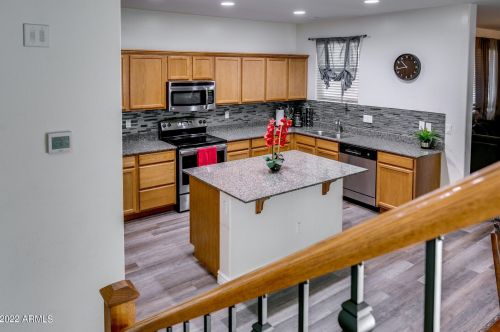 2571 73 Dr, Phoenix AZ 85043-7238 exterior