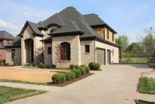 5614 Glenview Falls Pl, Louisville KY  40222-6189 exterior