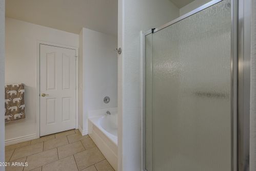 18841 43 Pl, Phoenix AZ 85050-3736 exterior