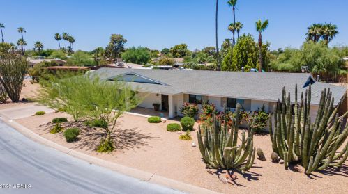 10808 43rd St, Phoenix AZ 85050-3342 exterior