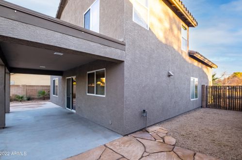 1928 Alta Vista Rd, Phoenix AZ 85041-5661 exterior