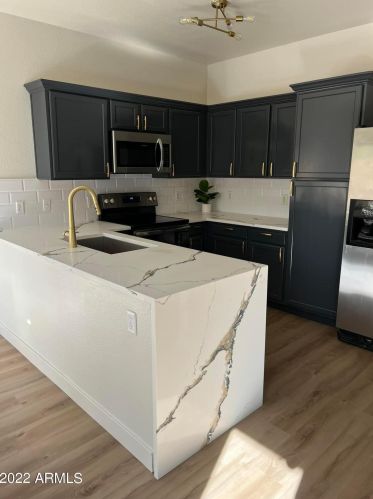 21860 41st St, Phoenix AZ  85050-7236 exterior