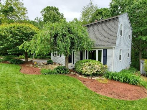 40 Westview Rd, Worcester, MA 01602-2528