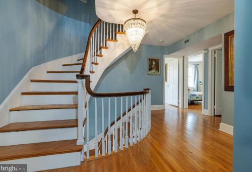 605 Delaware St, West Deptford NJ  08096-1576 exterior