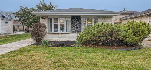 4406 Maple Ave, Forest View, IL 60402-4254