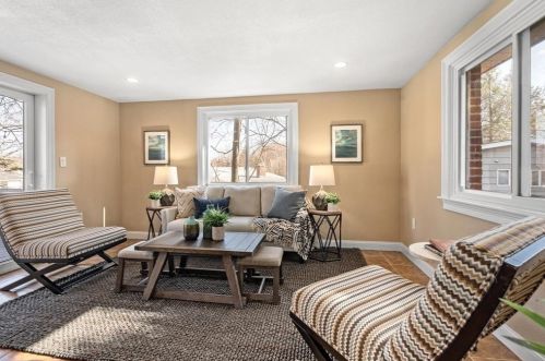 10 Kensington Ave, Newton MA 02465-1314 exterior