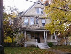 228 Lincoln St, Newton, MA 02461-1346