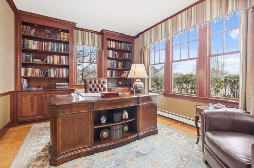 27 Maryknoll Dr, Hingham MA 02043-3477 exterior