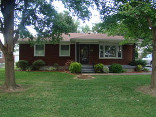 5707 Nally Ct, Louisville, KY 40216-2036