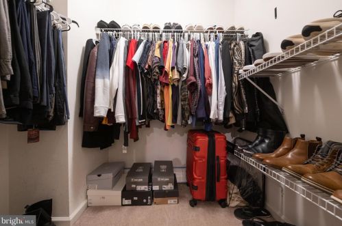 341 Chancellor Dr, West Deptford NJ  08096-5170 exterior