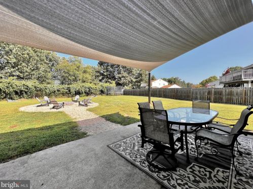 205 Wrexham Ct, West Deptford NJ 08096-4237 exterior