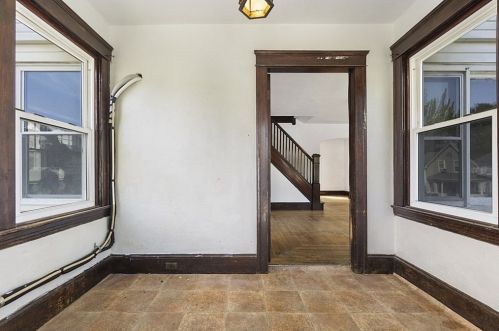 14 Frank St, Worcester MA 01604-1015 exterior