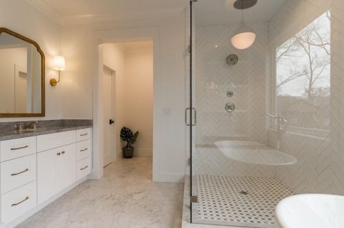 2360 Colonial Dr, Atlanta GA 30341-0048 exterior