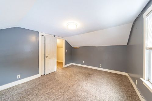 680 Granville Rd, Montgomery MA 01085-3942 exterior