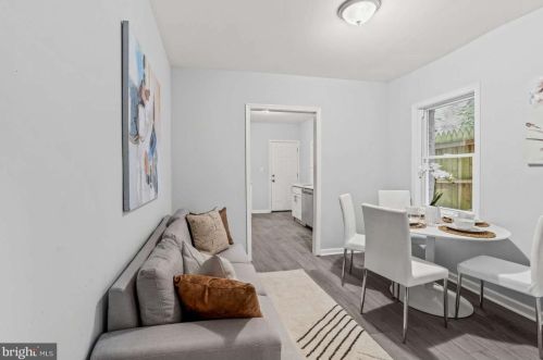 2126 20 St, Philadelphia PA 19121-1506 exterior