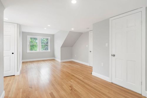 800 Central Ave, Needham MA  02492-2010 exterior