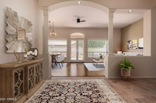 2564 Amberwood Dr, Phoenix, AZ 85048-9311