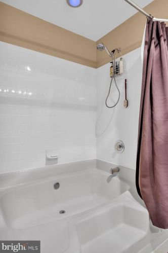 317 Steeplechase Ct, West Deptford NJ 08096-6815 exterior