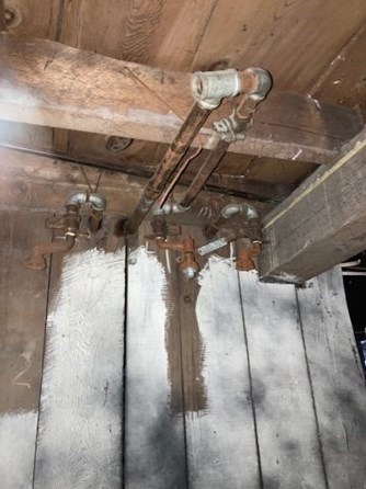 513 Front St, New Bedford MA 02744-2618 exterior