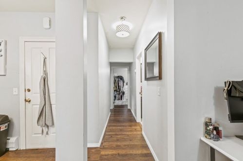 145 Church St, New Bedford MA 02745-5023 exterior