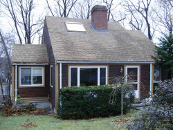 58 Roundwood Rd, Newton, MA 02464-1217