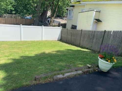 57 Oakland Ave, Methuen MA 01844-3673 exterior