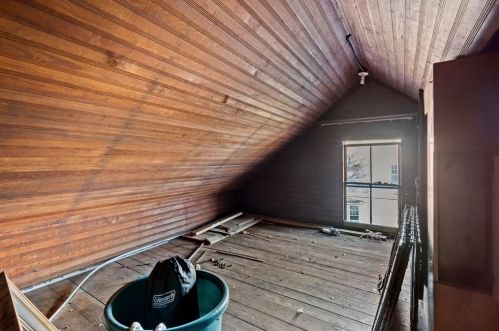 22 Oakland St, Newton MA 02458-1848 exterior