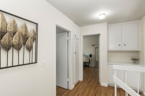 6 Palamedes, Irvine CA 92604-1930 exterior