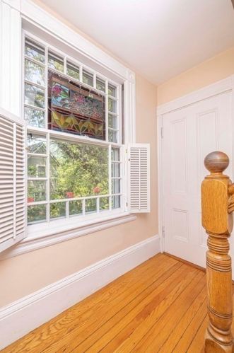 10 Hyde St, Newton MA 02461-1203 exterior