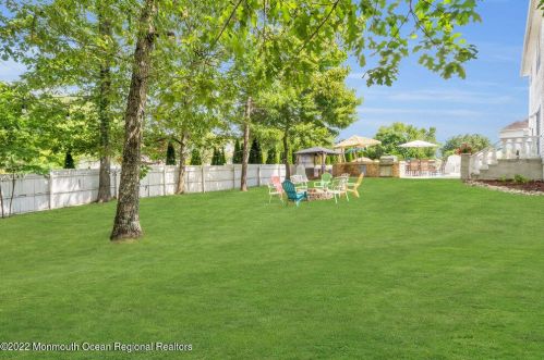 1 Highland Dr, Jackson Twp NJ 08527-1213 exterior