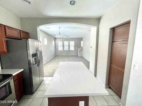 2051 77th Ln, Phoenix AZ  85035-5123 exterior