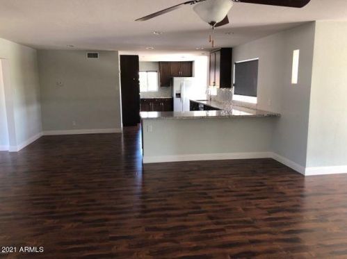 845 Edgemont Ave, Phoenix AZ 85035-1716 exterior