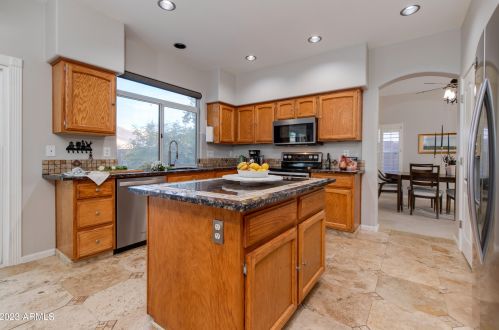 14025 44th St, Phoenix AZ  85032-5444 exterior